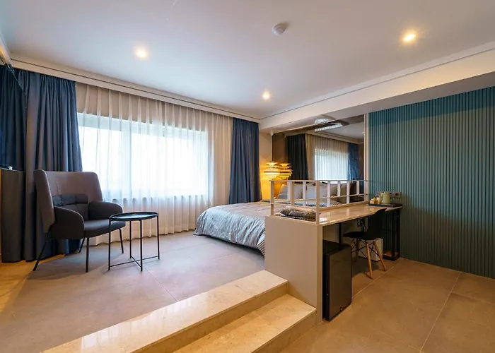 Sasang Mr Brick Hotel *